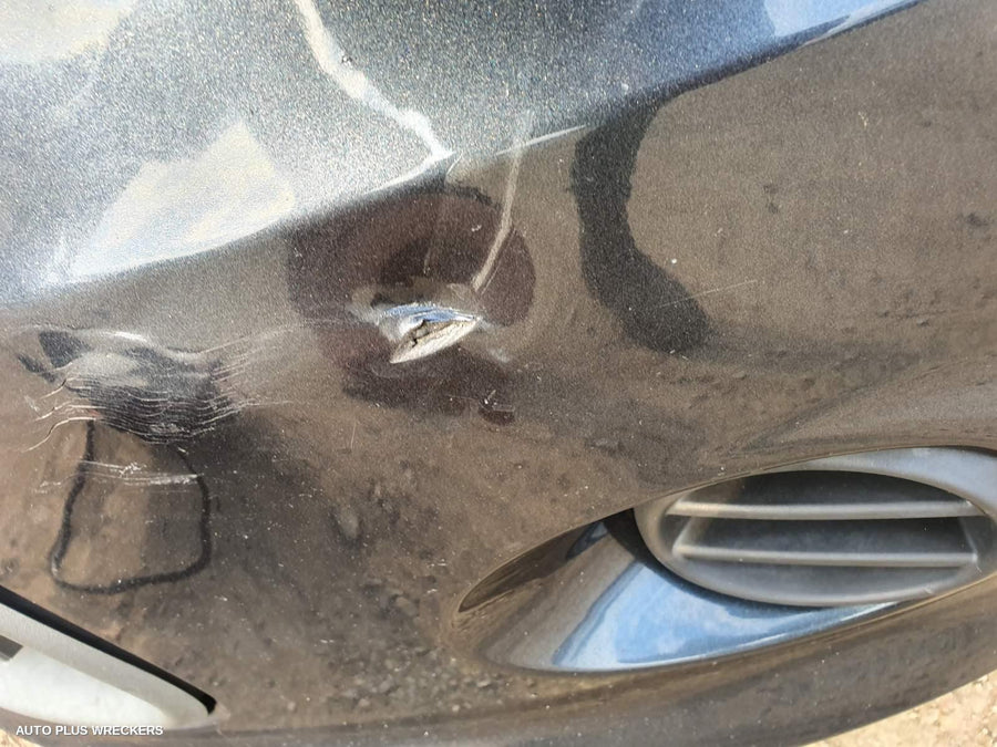 2011 Ford Fiesta Left Rear Door Sliding