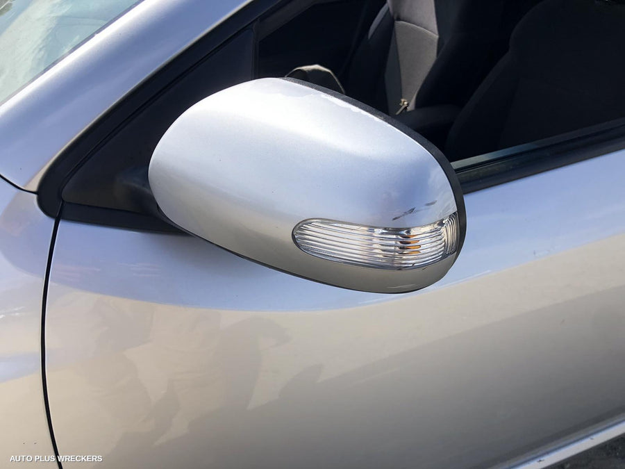 2010 Kia Cerato Right Door Mirror