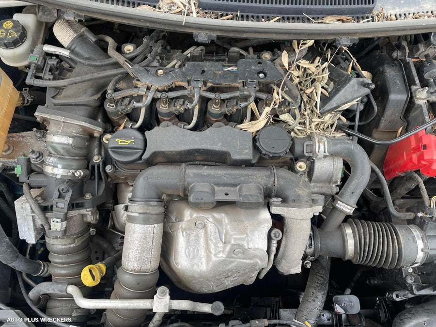 2012 Ford Fiesta Left Front Door