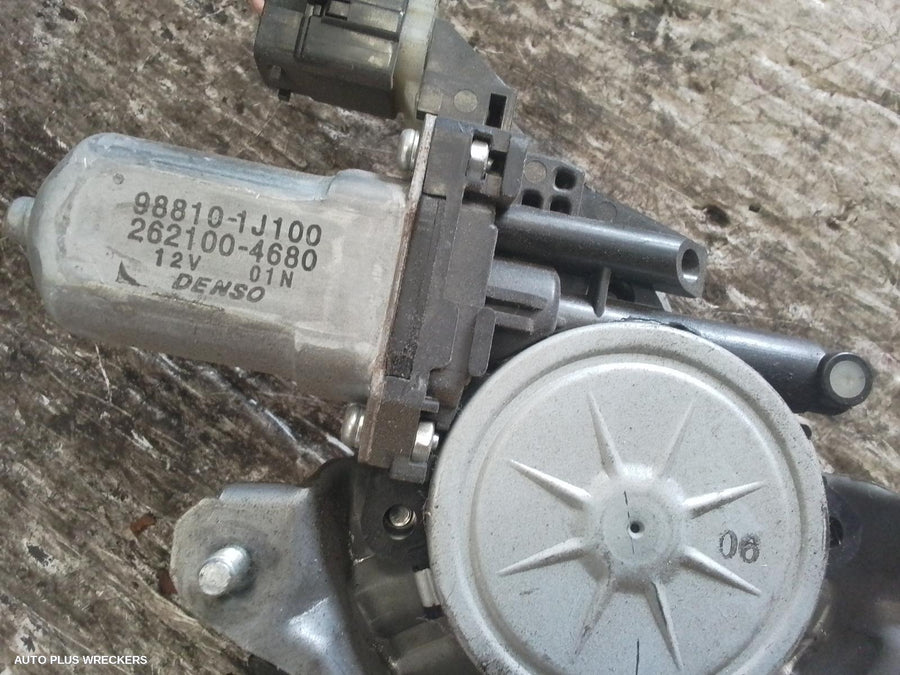 2011 Hyundai I20 Left Front Window Reg Motor