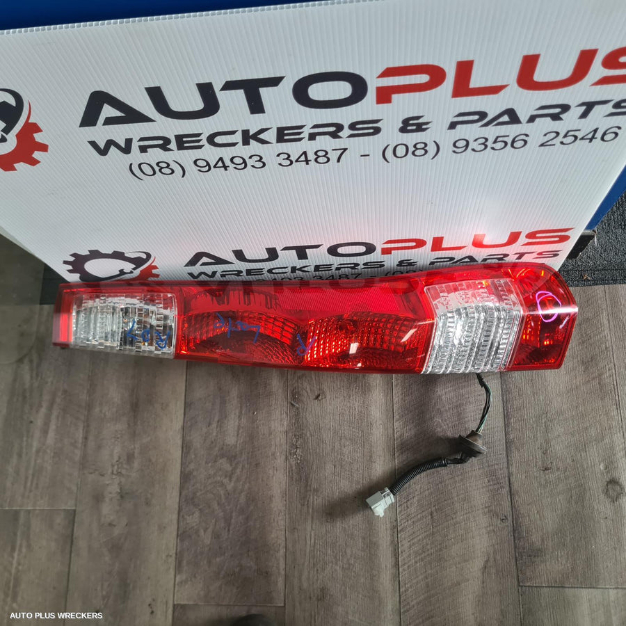 2006 Honda Crv Right Taillight