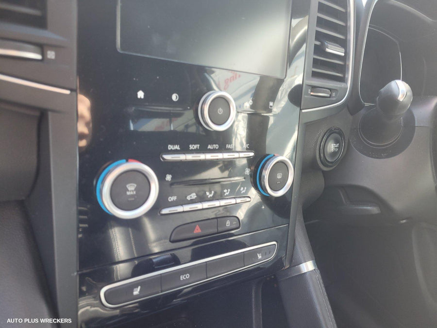 2017 Renault Kaleos R Bar Bracket Reinfo