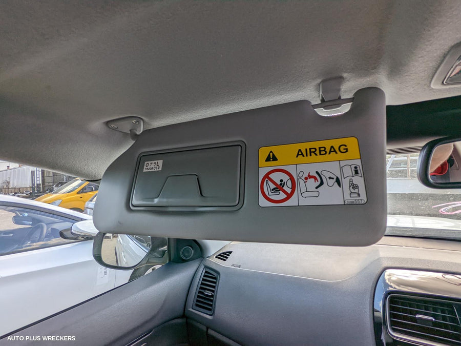 2019 Mitsubishi Asx Right Rear Door Window