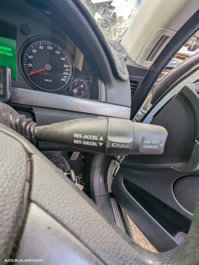 2008 Holden Commodore Right Door Mirror