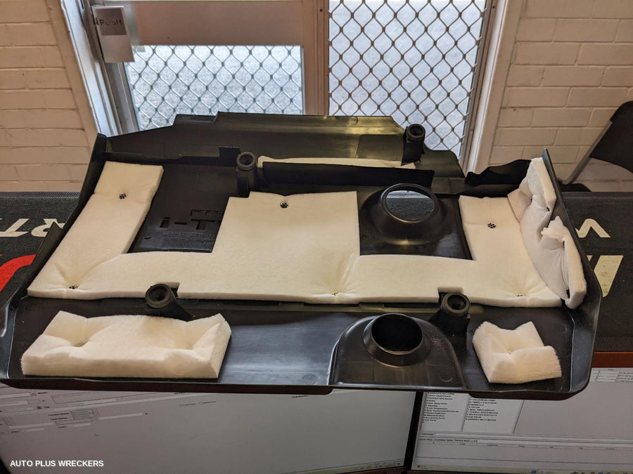 2018 Toyota Corolla Rocker Assy Cover