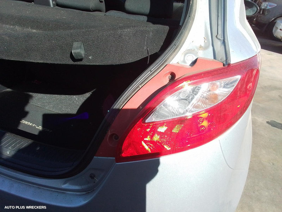 2008 Mazda 2 Left Taillight