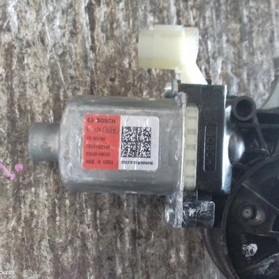 2020-2026 Kia Stonic Right Rear Wnd Reg Motor
