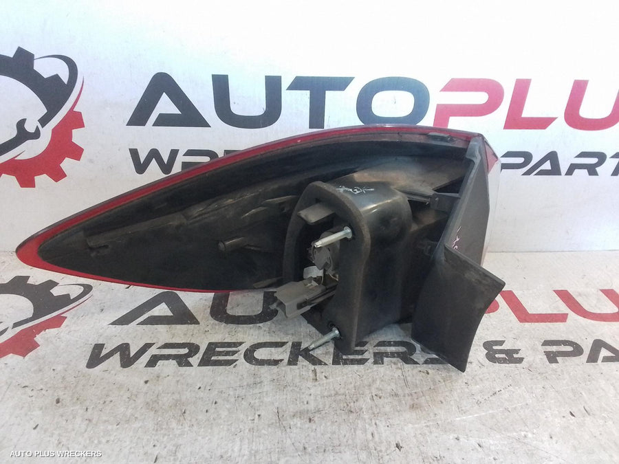 2010-2014 Ford Mondeo Right Taillight