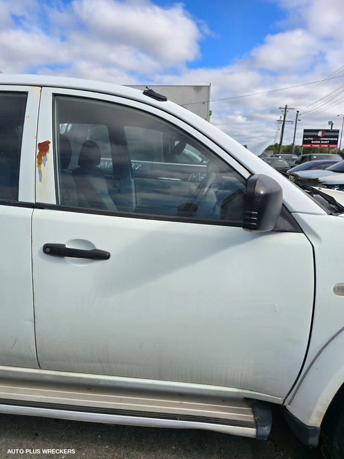 2006-2015 Mitsubishi Triton Combination Switch