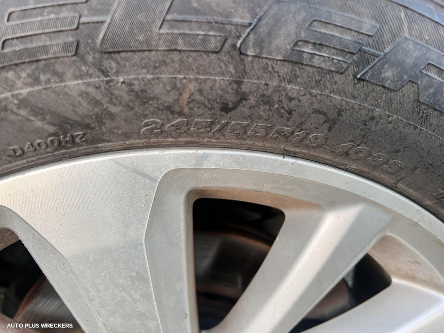 2010 Toyota Kluger Wheel Mag