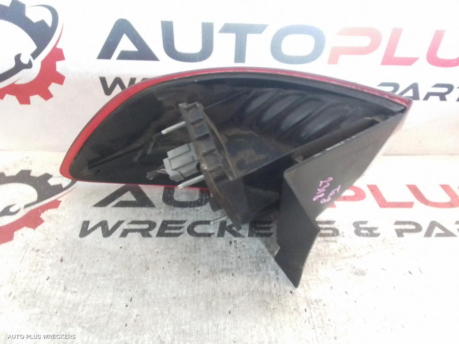2011 Ford Mondeo Right Taillight