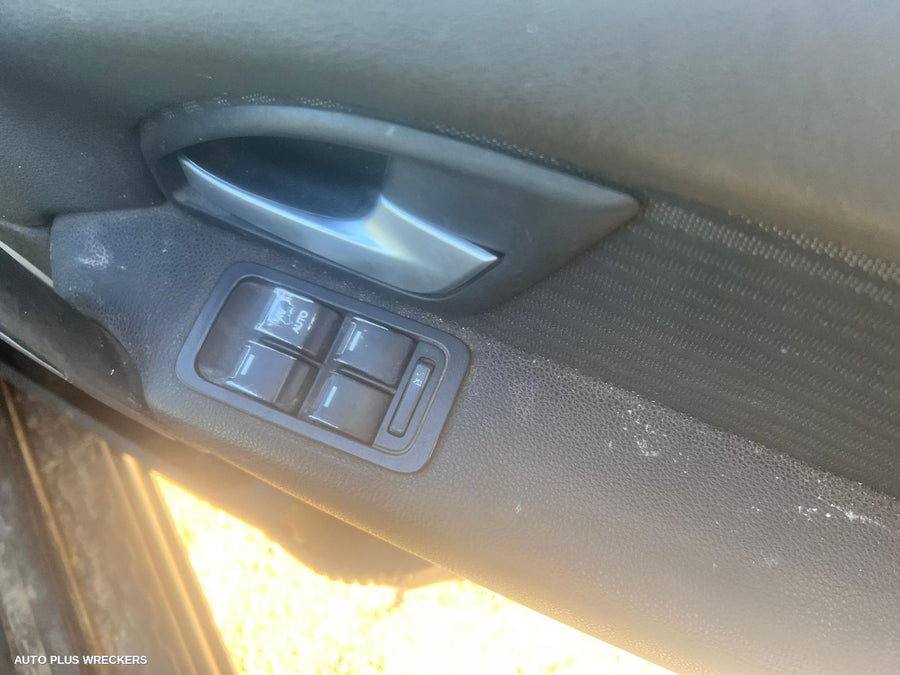 2011 Ford Territory Right Front Door Window