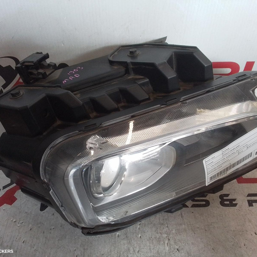 2017-2020 Hyundai Kona Right Headlamp