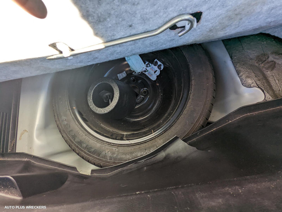 2011 Suzuki Swift Pwr Dr Wind Switch