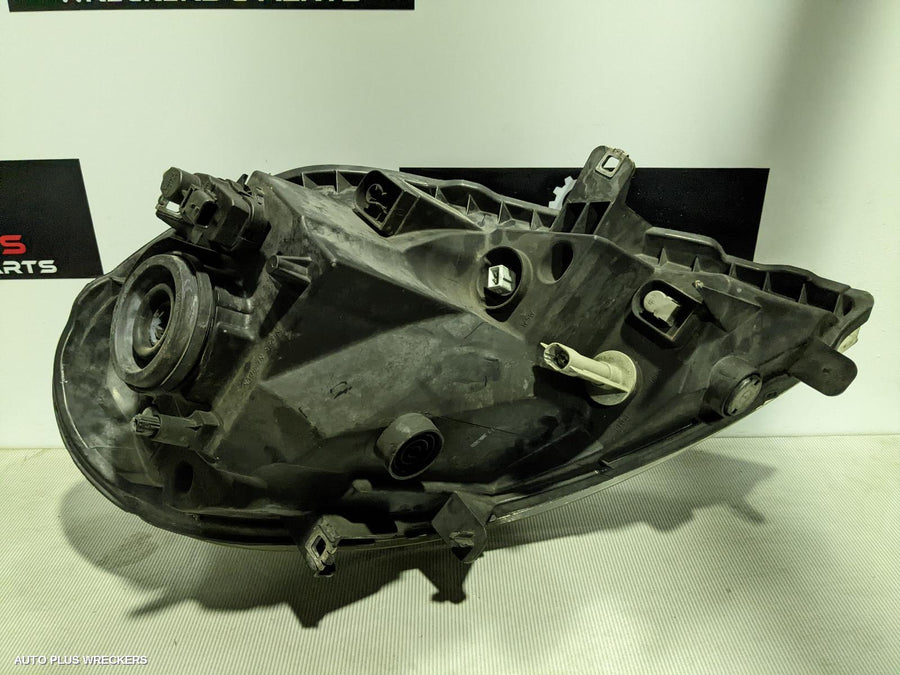 2009 Renault Trafic Left Headlamp