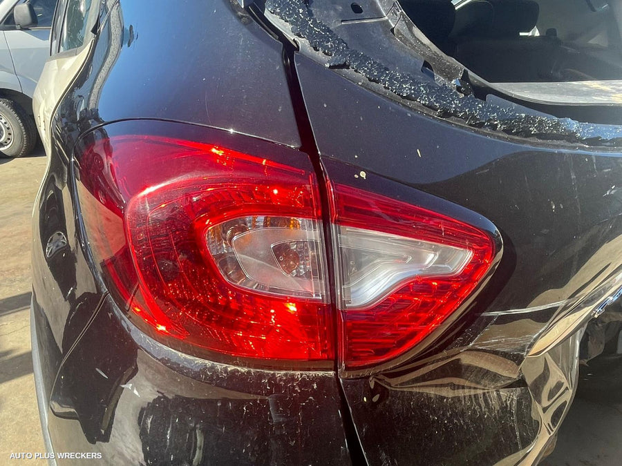 2015 Renault Captur Right Indicator Fog Side