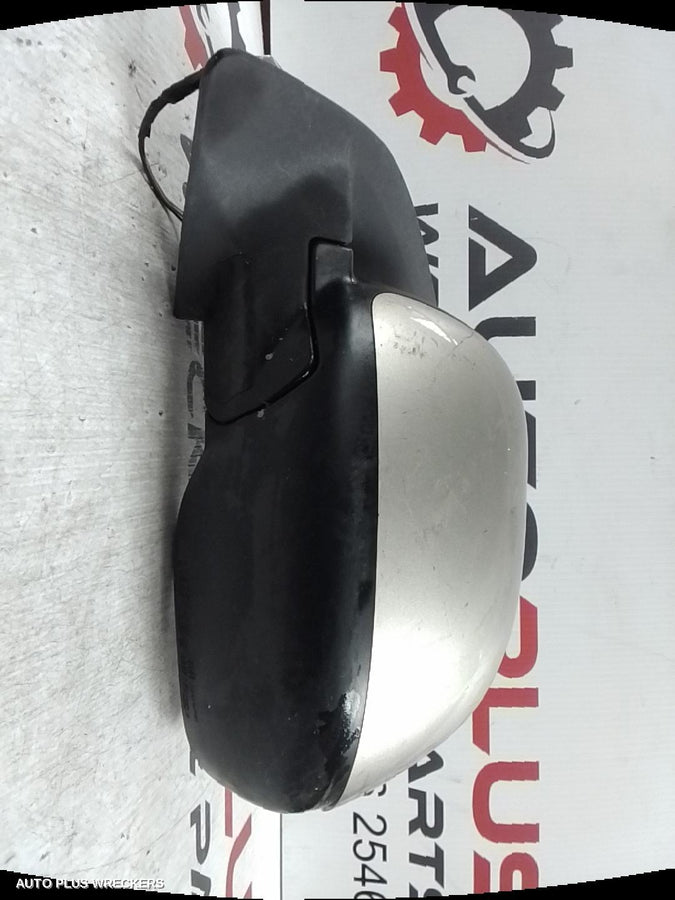 2006-2009 Mitsubishi Outlander Left Door Mirror