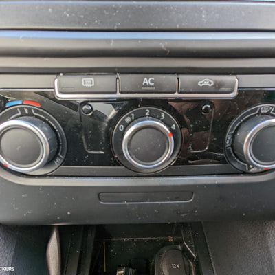 2011 Volkswagen Golf Left Rear Door Window