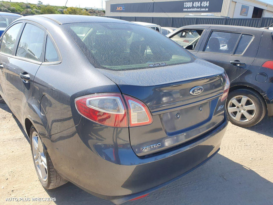 2010 Ford Fiesta Grille