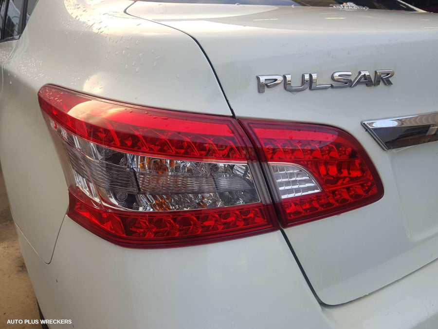 2013 Nissan Pulsar Right Door Mirror