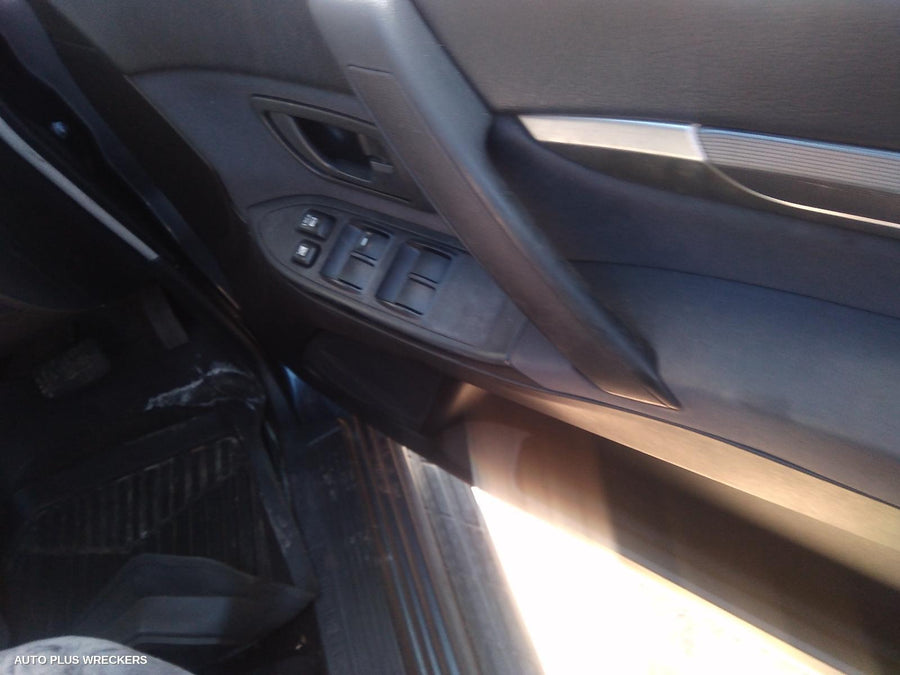 2009 Mitsubishi Pajero Door Boot Gate Lock