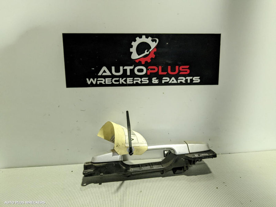 2009 TOYOTA RAV4 DOOR HANDLE