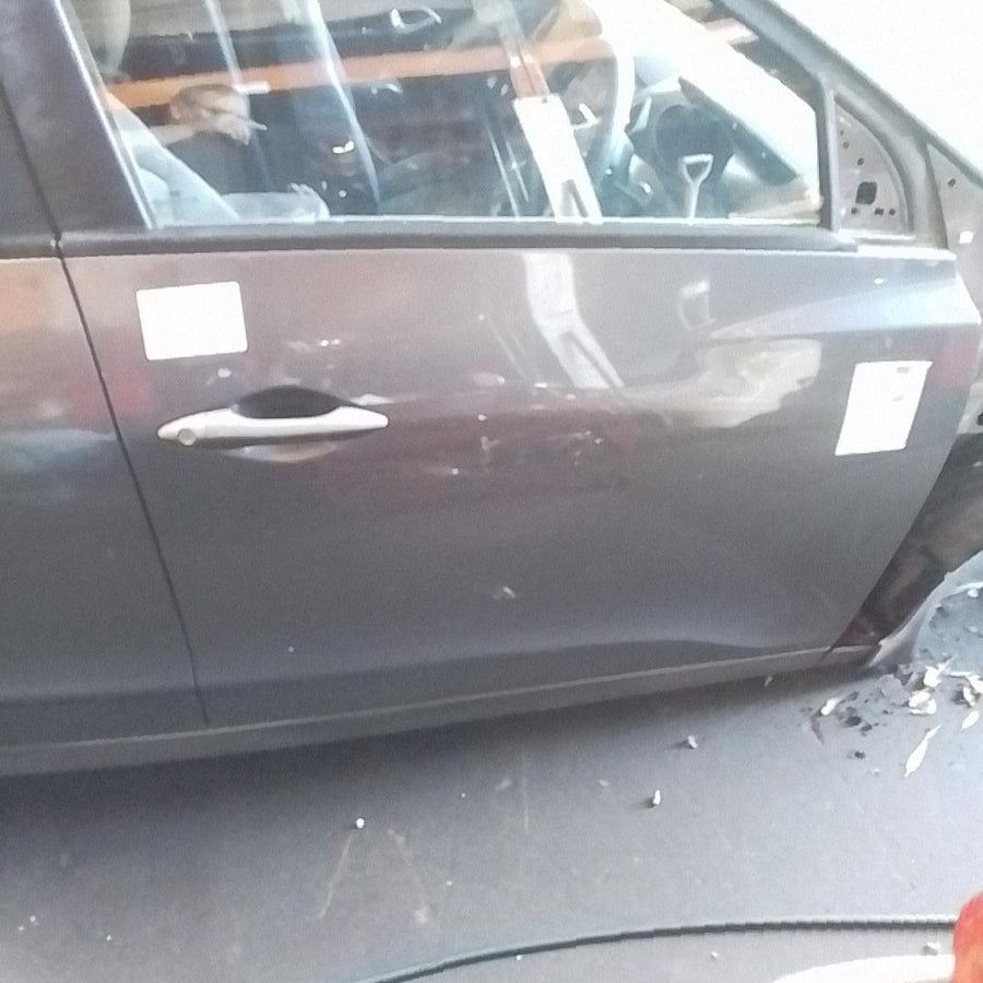 2011 Hyundai Ix35 Right Front Door
