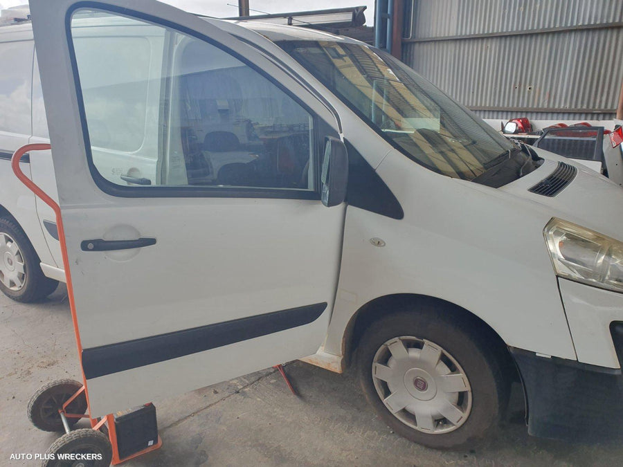 2011 Fiat Scudo Left Front Door