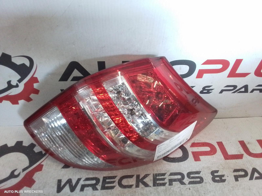 2009 Toyota Rav4 Right Taillight