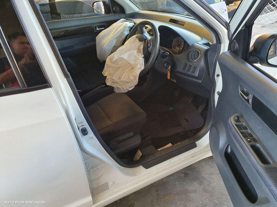 2010 Suzuki Swift Right Door Mirror