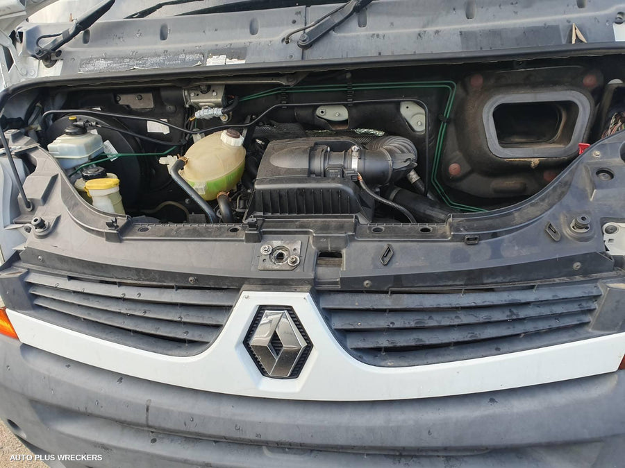 2008 Renault Master Right Guard