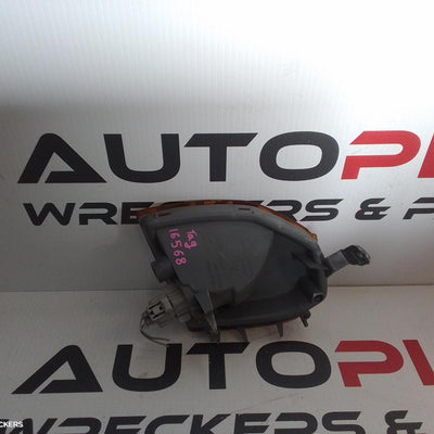 1996-1999 Toyota Starlet Right Indicator Fog Side