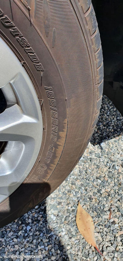 2018 Mazda 2 Left Front Door