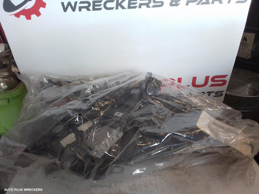 2015 Ford Kuga Left Headlamp