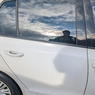 2011 Volkswagen Golf Left Rear Door Window
