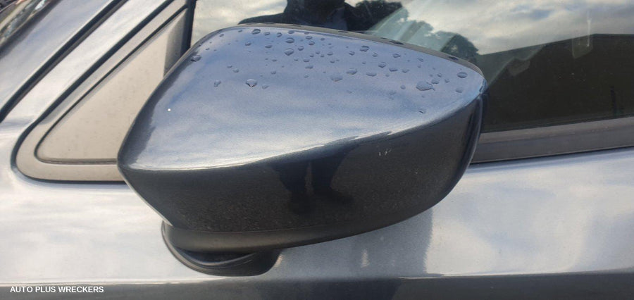 2016 Mazda 2 Right Front Door Window