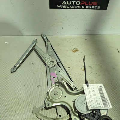 2018-2026 Toyota Corolla Right Front Window Reg Motor