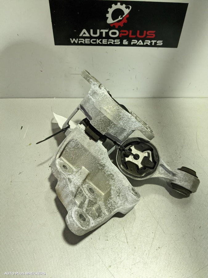 2014 Nissan Xtrail Mount