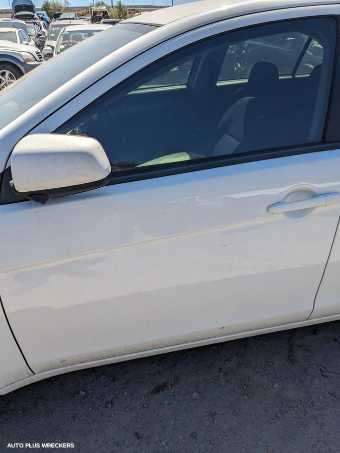 2013 Mitsubishi Lancer Headrest