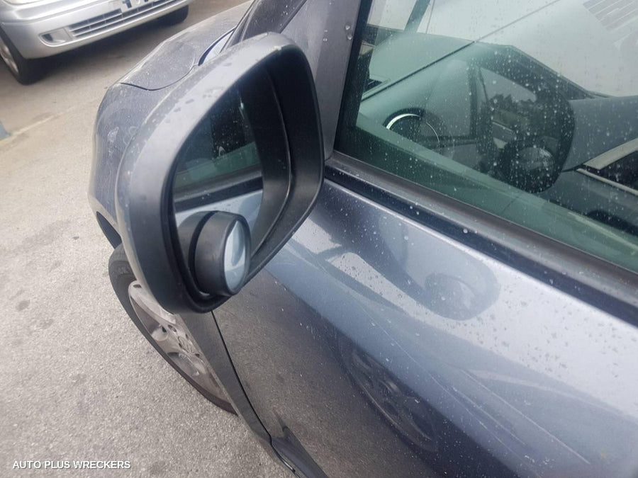 2006 Suzuki Swift Right Taillight