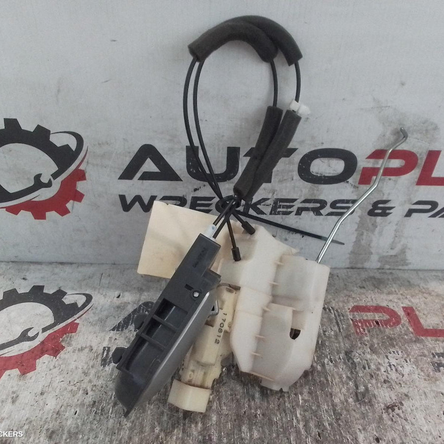 2012-2020 Holden Colorado Door Boot Gate Lock