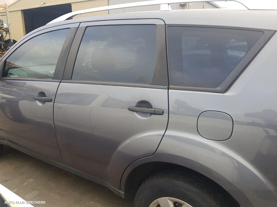 2007 Mitsubishi Outlander Left Door Mirror