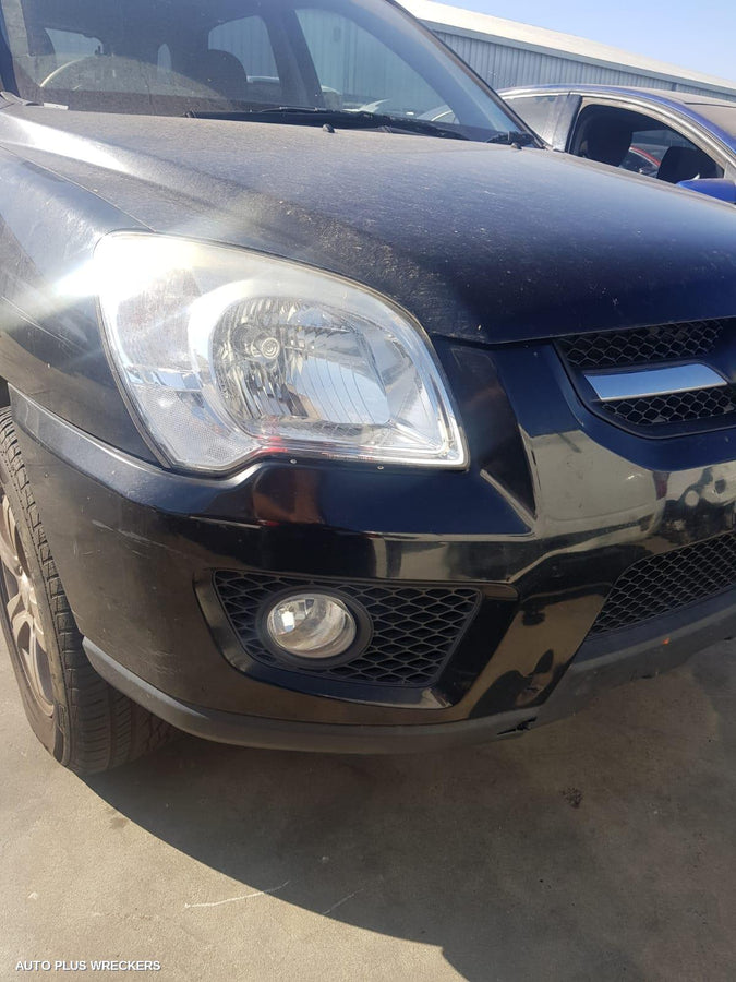 2009 Kia Sportage Right Rear Door Window