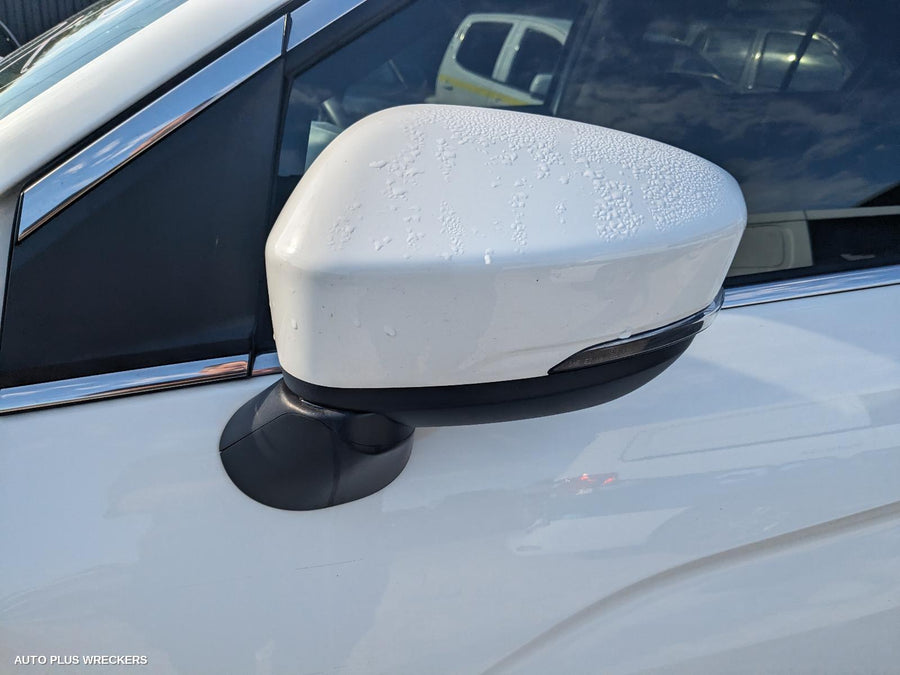 2023 Mitsubishi Eclipse Cross Right Rear Door Window