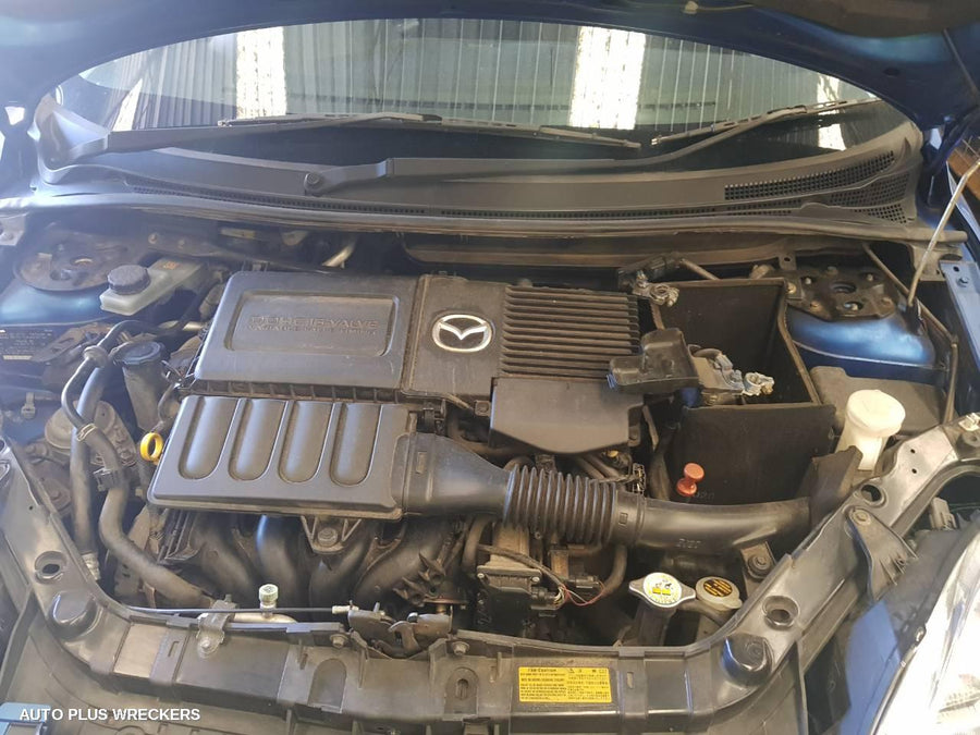 2006 MAZDA 2 DOOR BOOT GATE LOCK