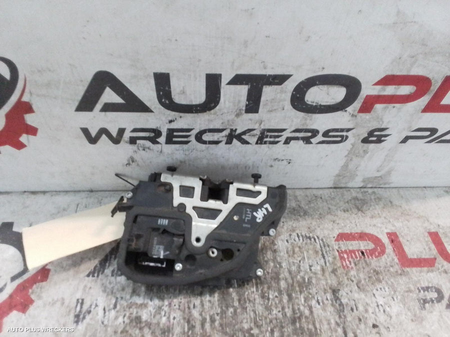 2005-2012 Bmw 3 Series Door Boot Gate Lock