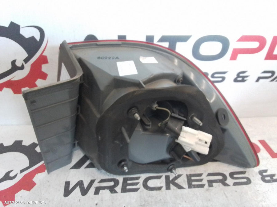 2007 Kia Magentis Left Taillight