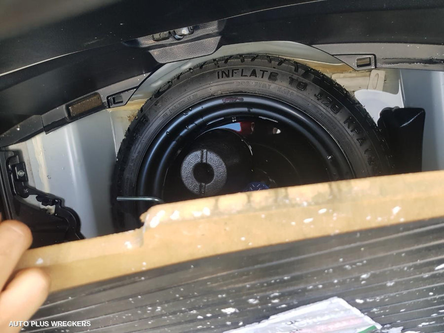 2018 Toyota Yaris Right Rear Door Sliding