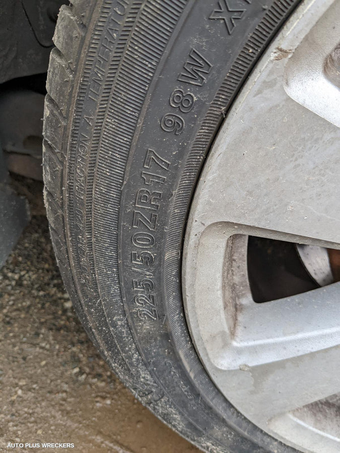 2007 FORD FAIRLANE LEFT FRONT DOOR