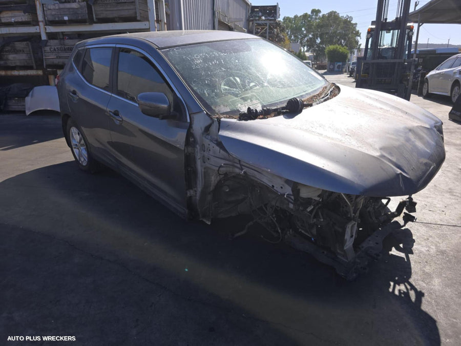 2016 Nissan Qashqai Front Seat